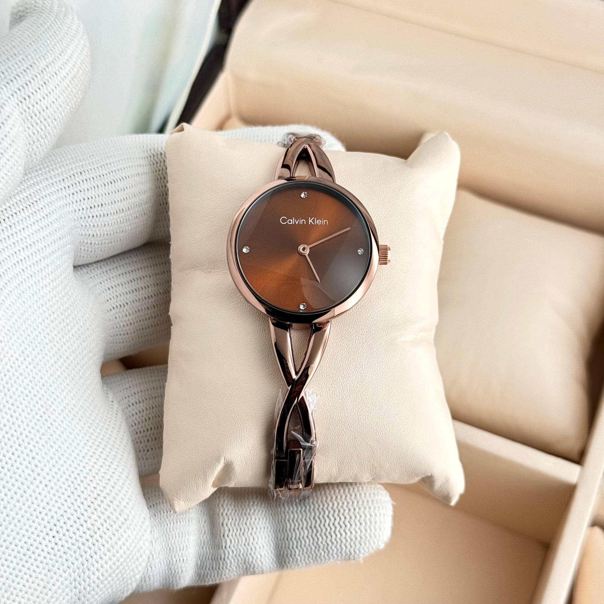 Calvin Klein Sculpted Embrace 1||1 quality